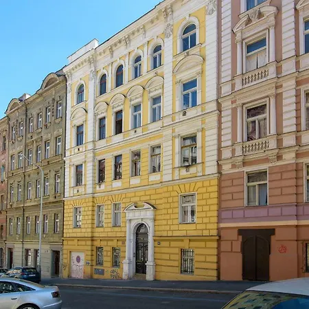 Your In Prague, Apt. Afrodita דירה